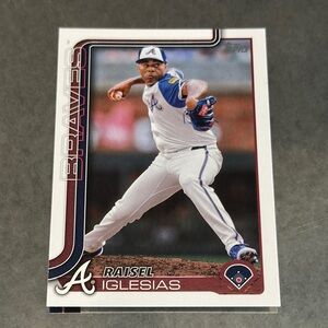 Atlanta Braves Baseball Card Raisel Iglesias